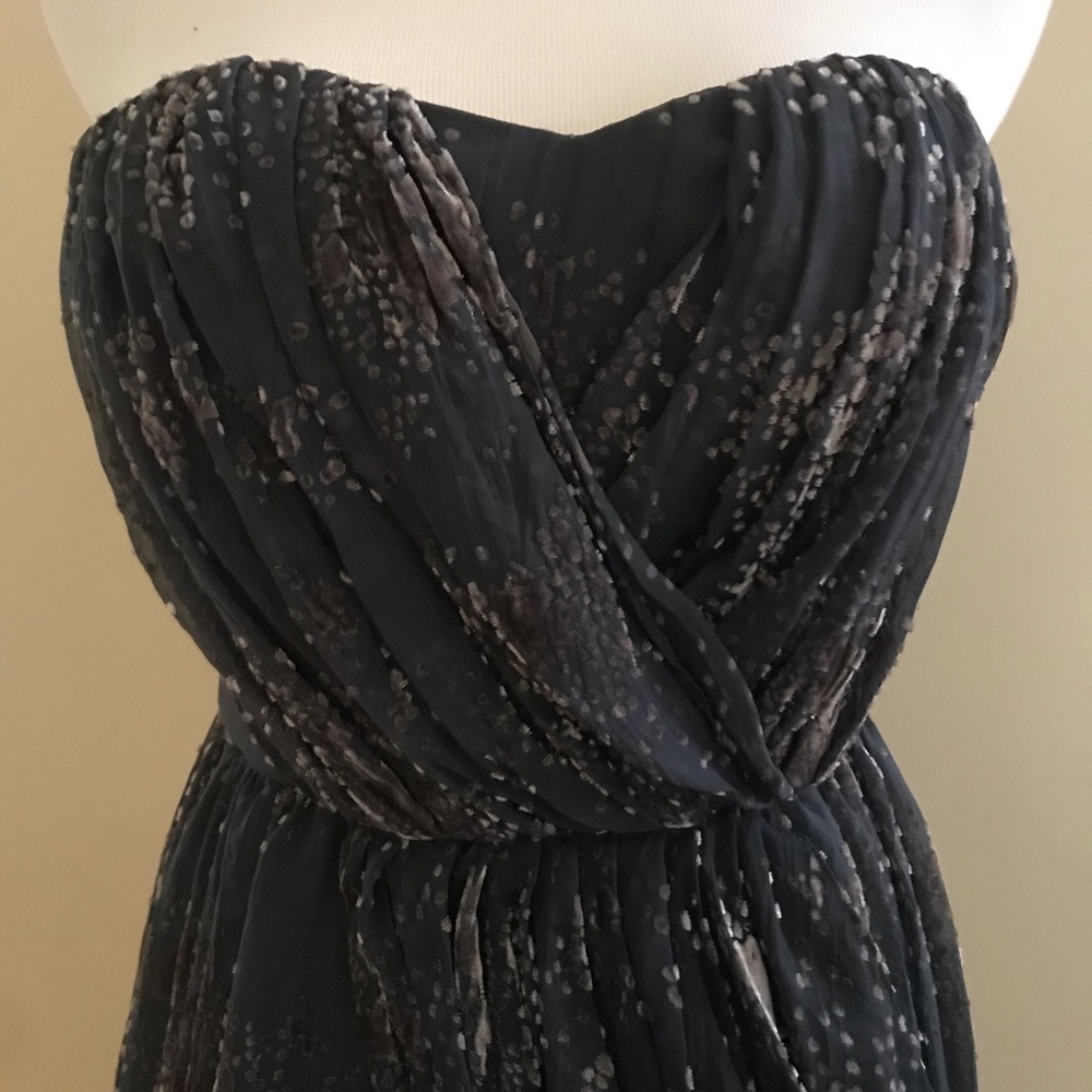 Chic Strapless Bcbgeneration Dress - image 2